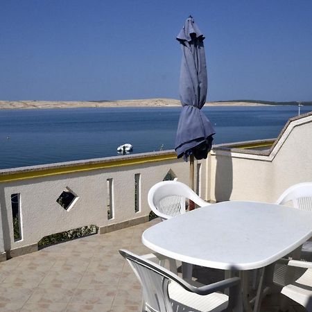 Apartments By The Sea Kustici, Pag - 6335 Zubovići Екстериор снимка