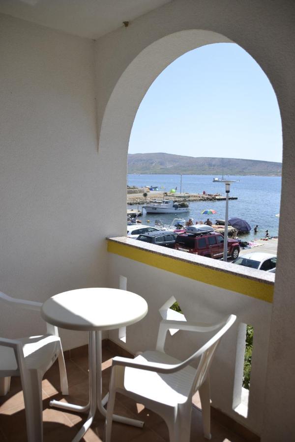 Apartments By The Sea Kustici, Pag - 6335 Zubovići Екстериор снимка