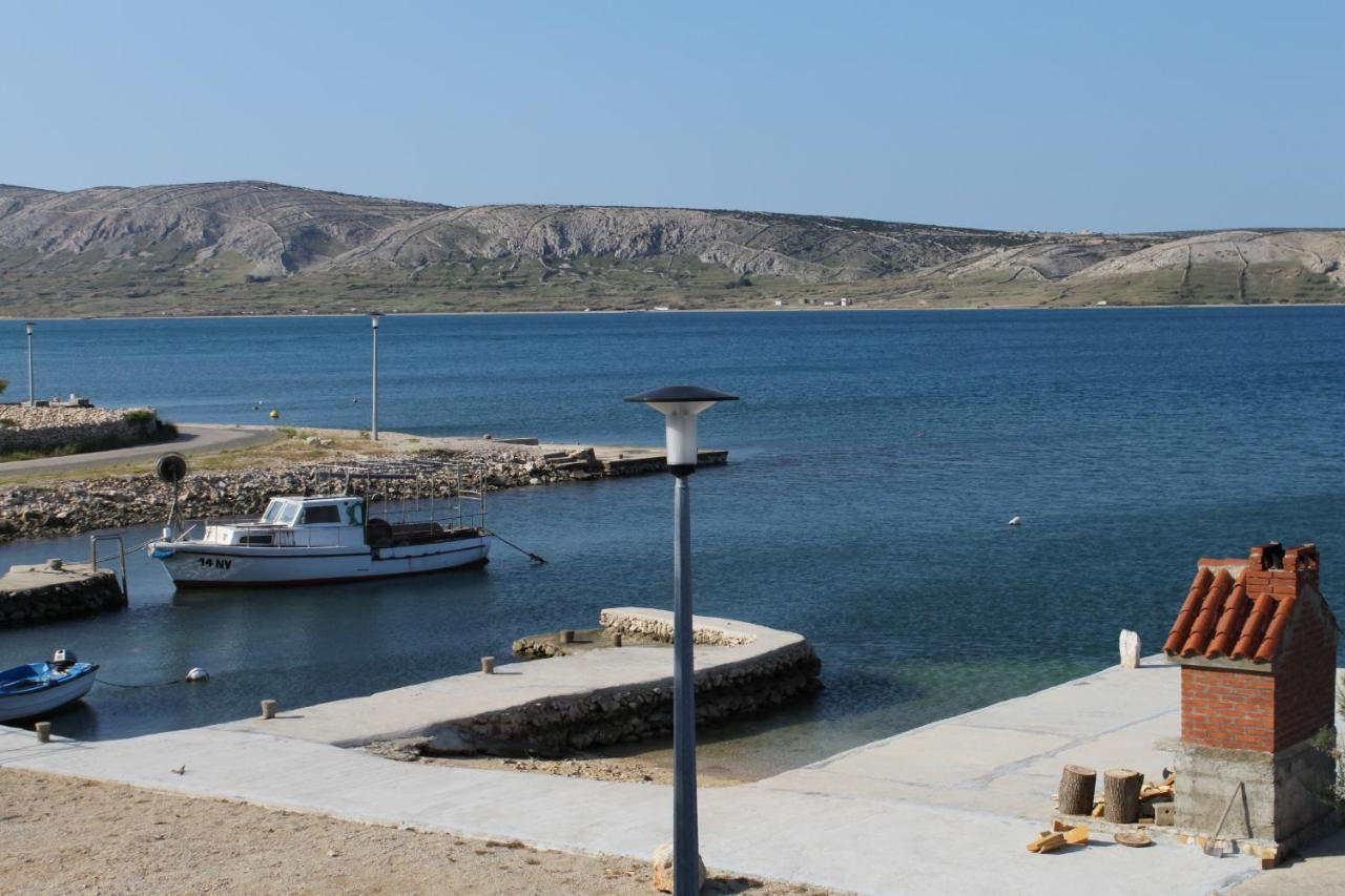 Apartments By The Sea Kustici, Pag - 6335 Zubovići Екстериор снимка